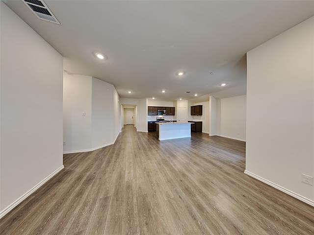 Building Photo - 3817 Chalk Hill Ave