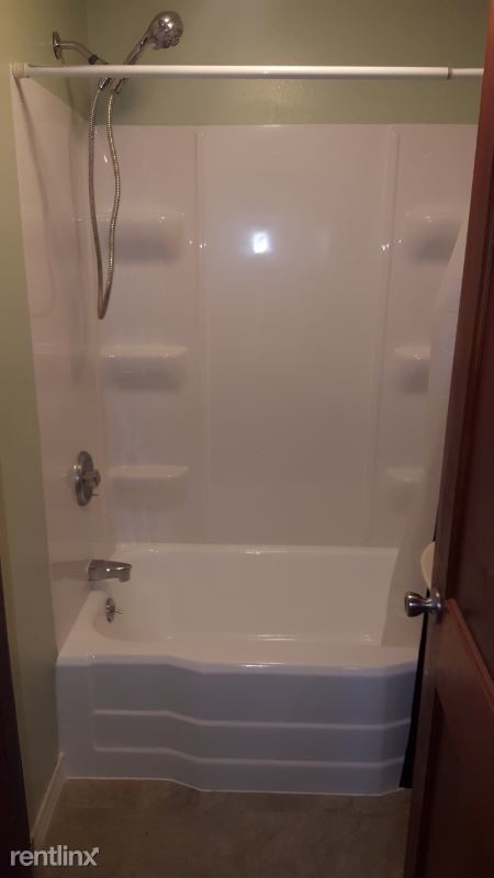 Foto del edificio - 2 br, 1 bath House - 504 helvitia