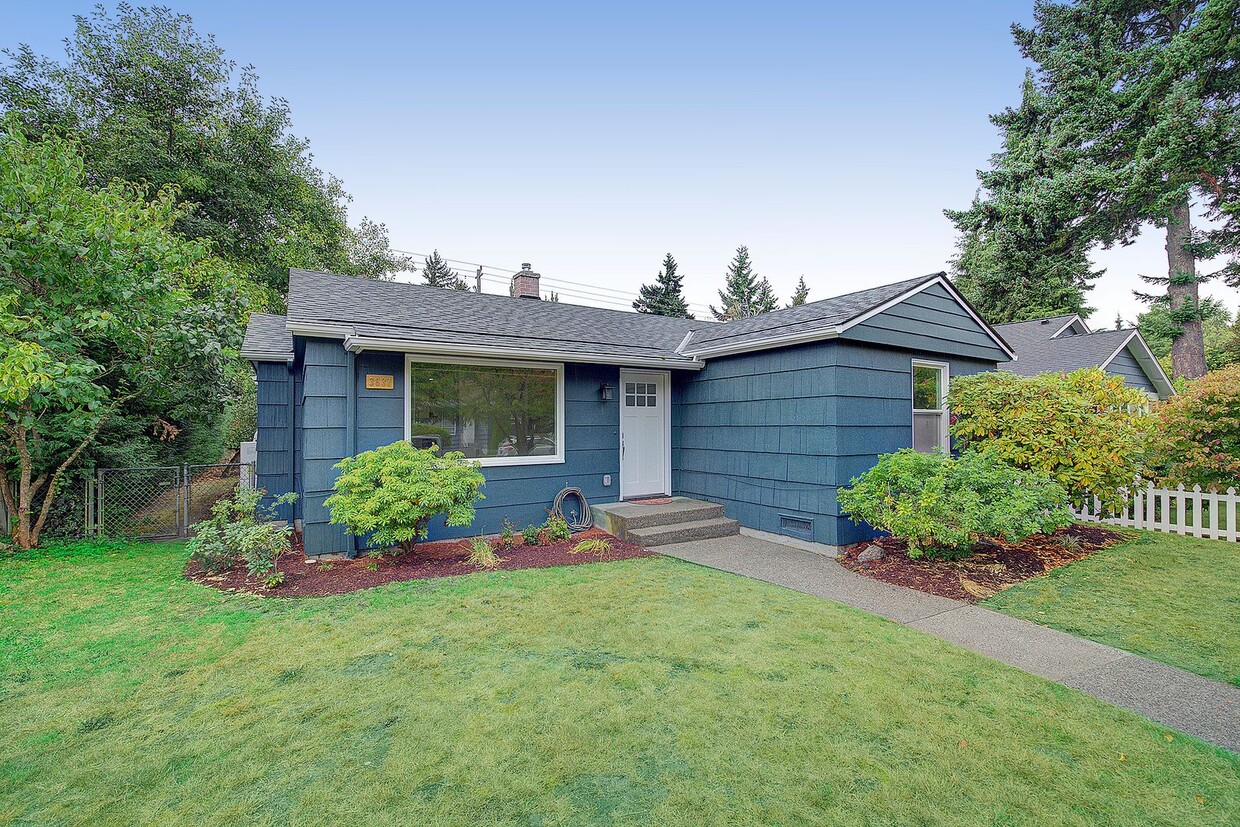 Primary Photo - 3bd/1.5ba Seattle House
