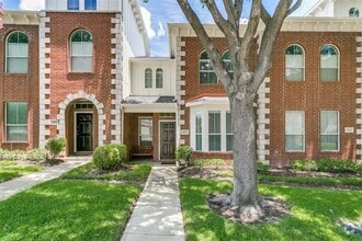 Building Photo - 309 Legends Dr