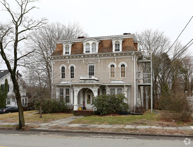 Building Photo - 57 Broad St