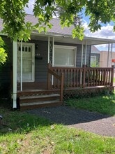 Building Photo - 102 Westlind Rd