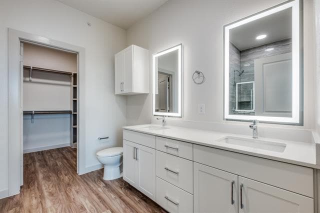 Building Photo - 624 N Lancaster Ave