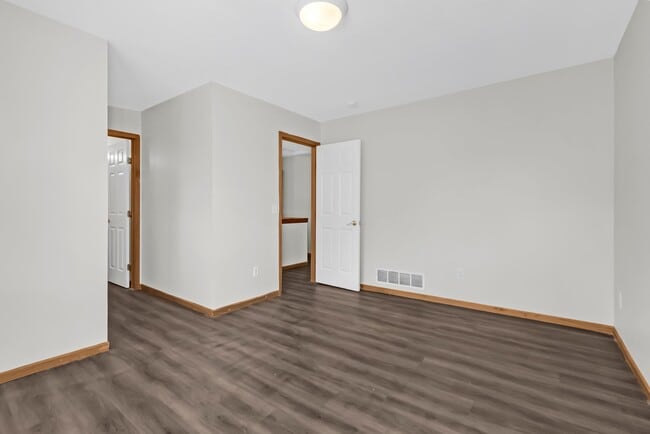 Building Photo - 4740 N 6th St