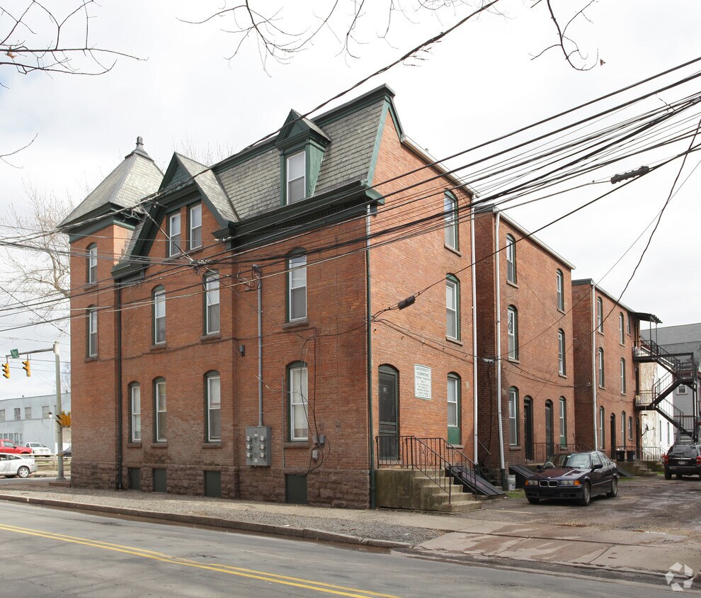 Foto del edificio - 92-100 W Ross St