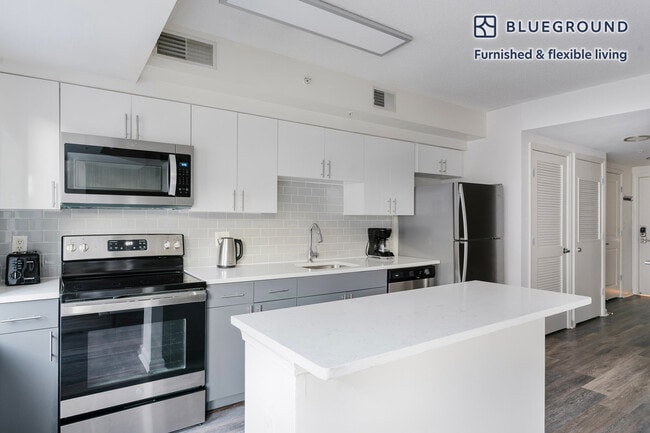 Foto del edificio - 1301 M St NW