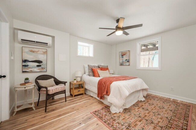 Foto del edificio - 3764 Glenwood Dr