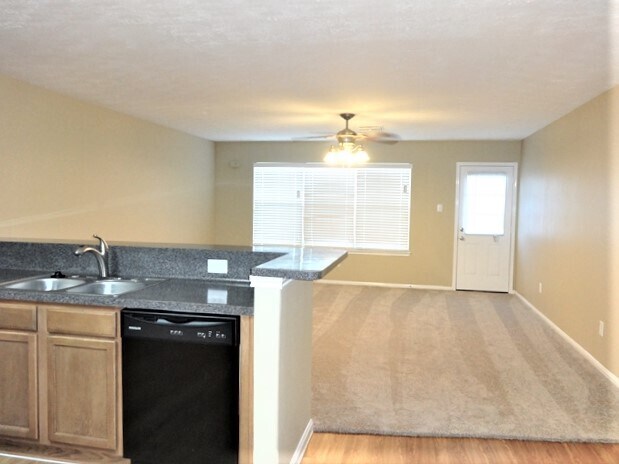 Building Photo - 21326 Carleen Creek Trl