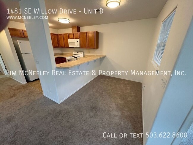 Foto del edificio - 1481 SE Willow Dr