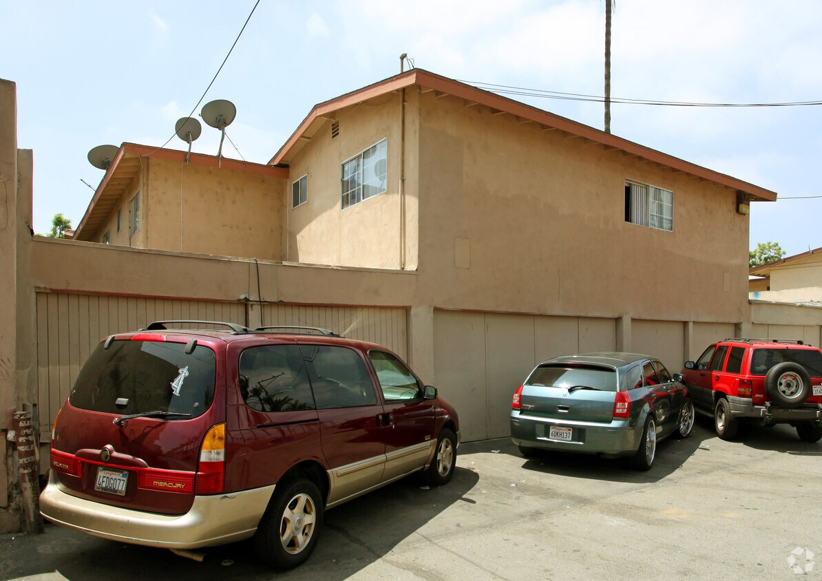 Foto del edificio - 135 E Wakefield Ave