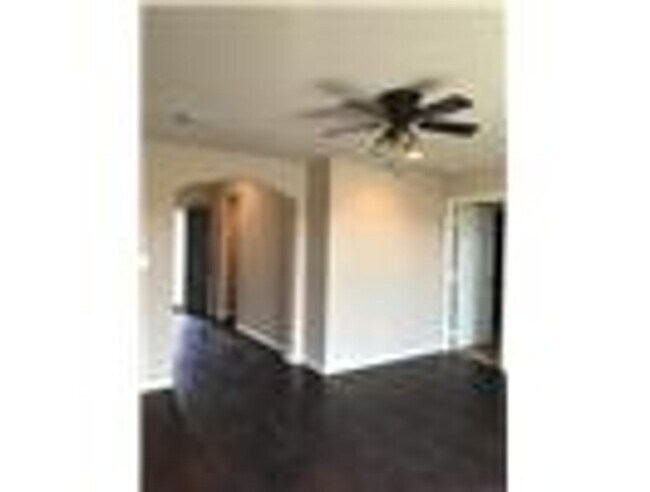 Foto del edificio - Gorgeous Single Family Home for Rent in Sh...