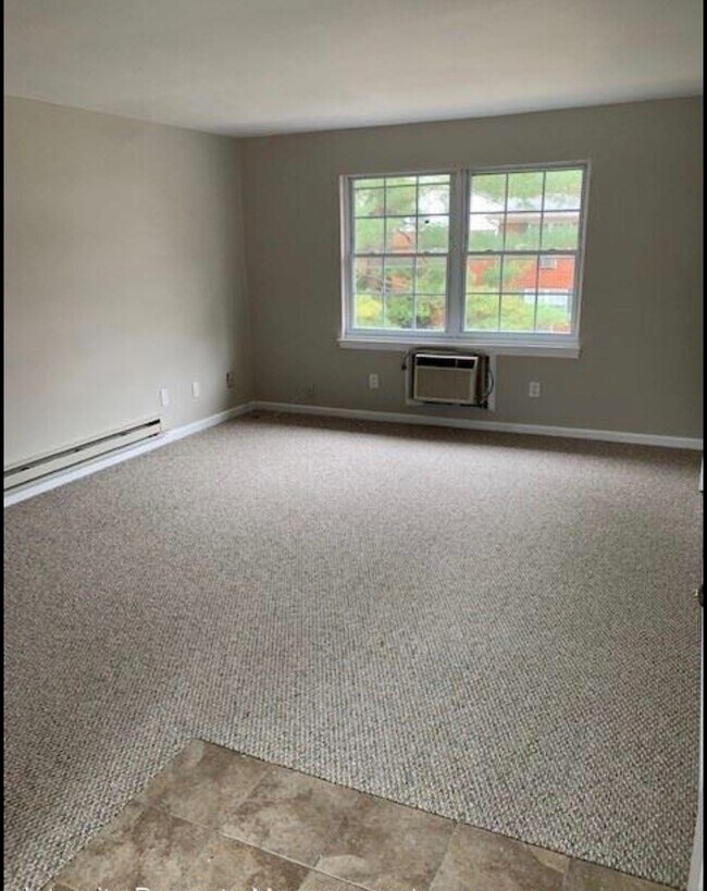 sala de estar - 5 Wildwood Dr