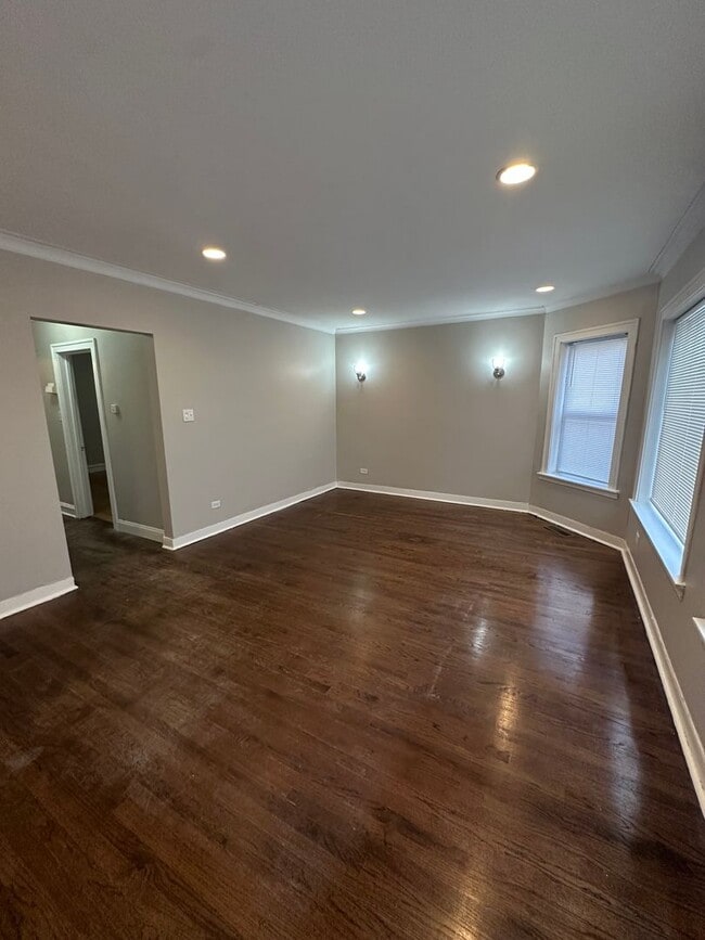 Foto del edificio - 8518 S Bennett Ave