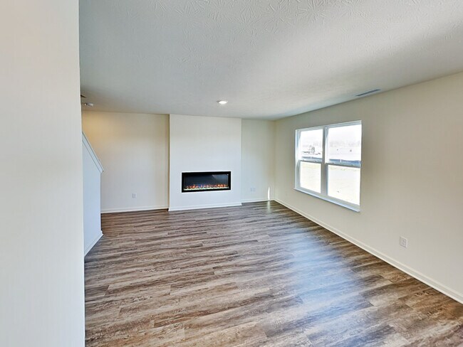 Building Photo - 2835 Strauss Ln