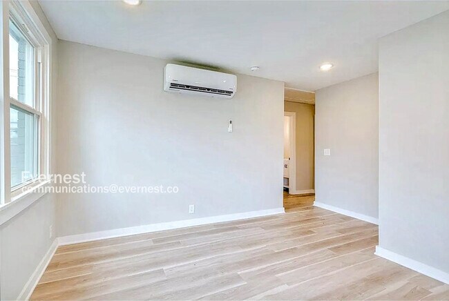 Foto del edificio - 1728 17th Ave N