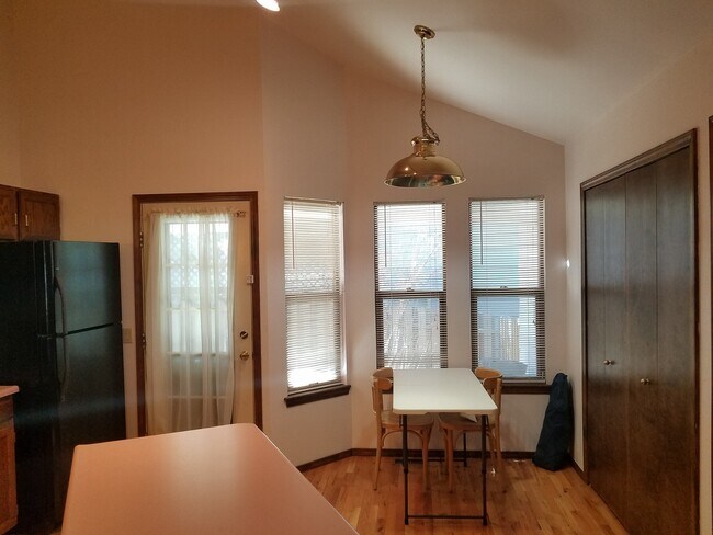 Foto del edificio - Cozy 3/2/2 Home in The Heart Of Briargate ...