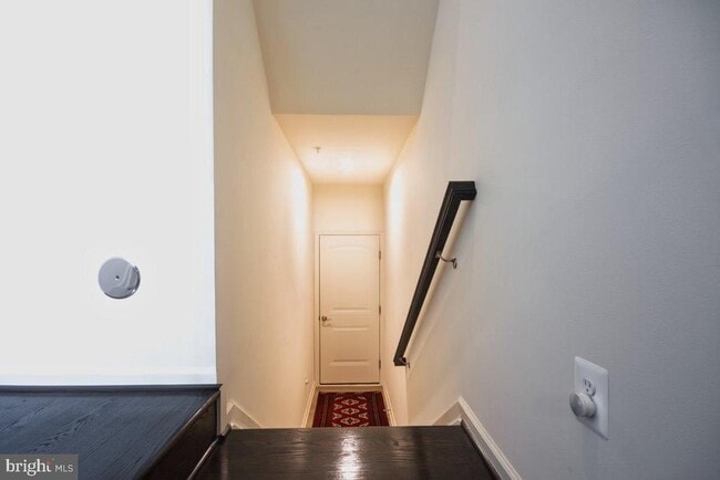 Foto del edificio - 9920 -B Sir Barton Wy