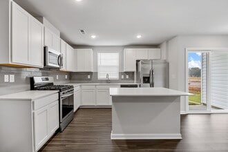 Building Photo - 3024 Whispering Willows Ct