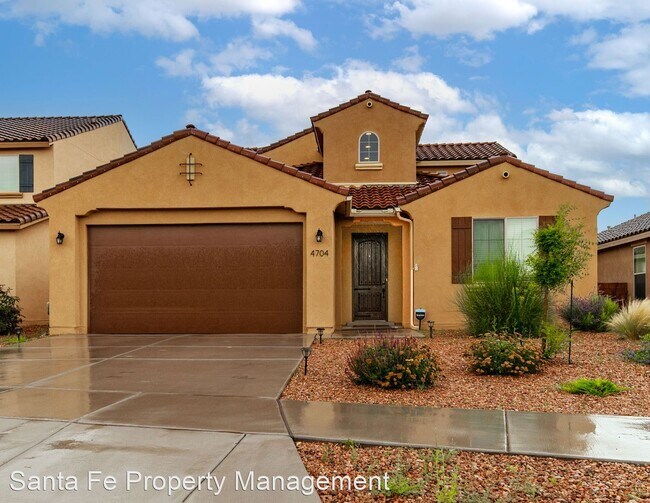 Building Photo - 3 br, 3 bath House - 4704 Viento Del Norte