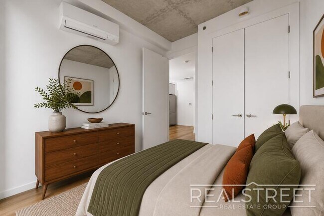 Foto del edificio - LUXURY 1 BED IN AMENITY PACKED BUILDING IN BUSHWICK