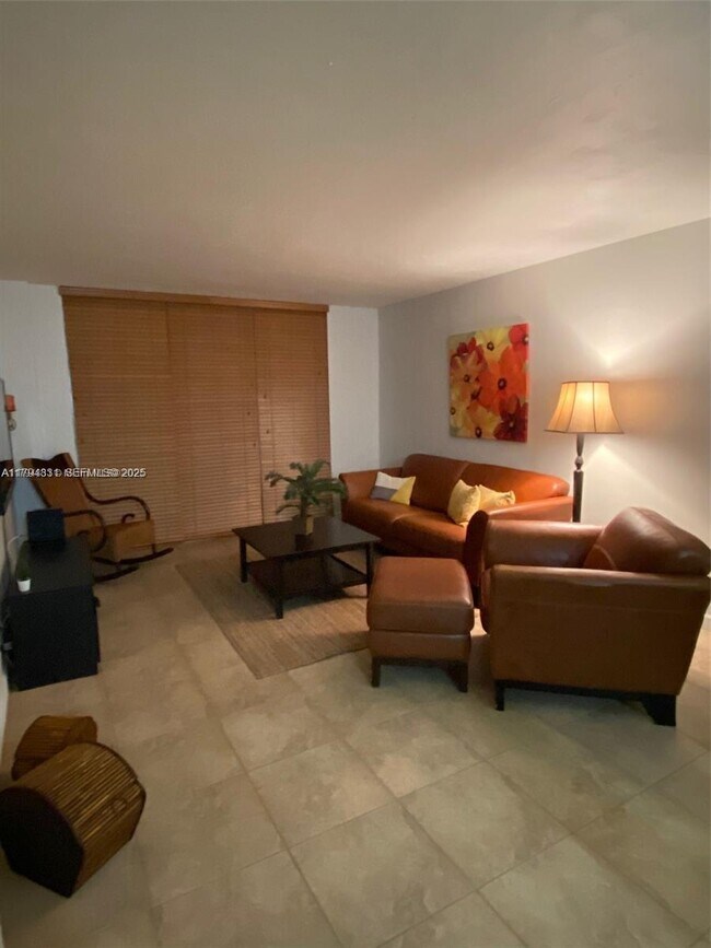 Foto del edificio - 3801 S Ocean Dr