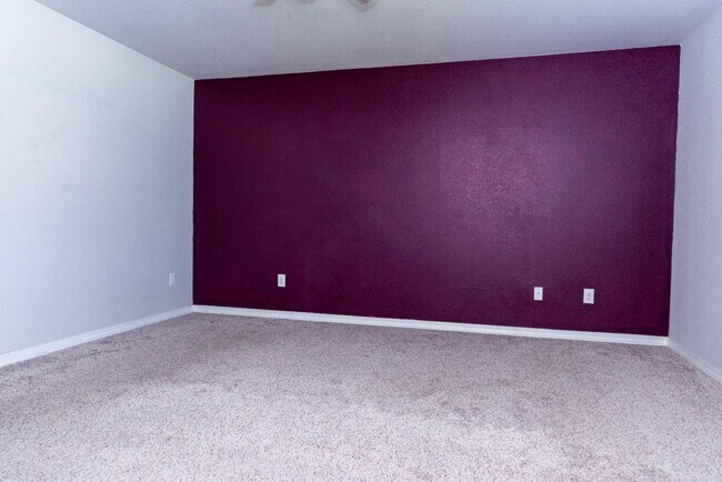 Foto del edificio - 10744 Traders Pkwy