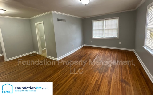 Building Photo - 44 N Holmes St