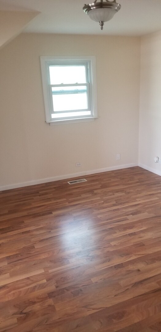 Foto del edificio - 13917 S Springfield Ave