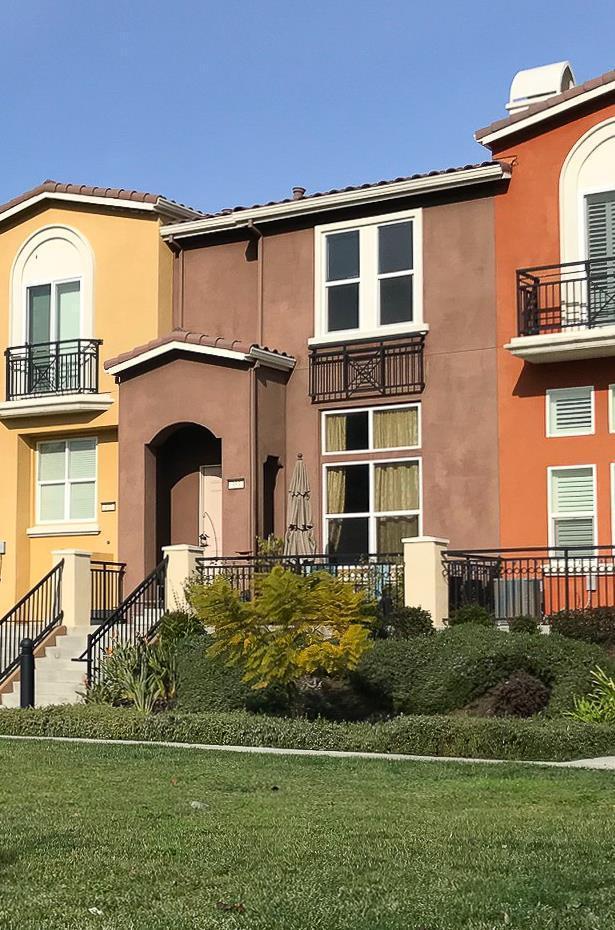 Foto del edificio - 353 Esfahan Ct