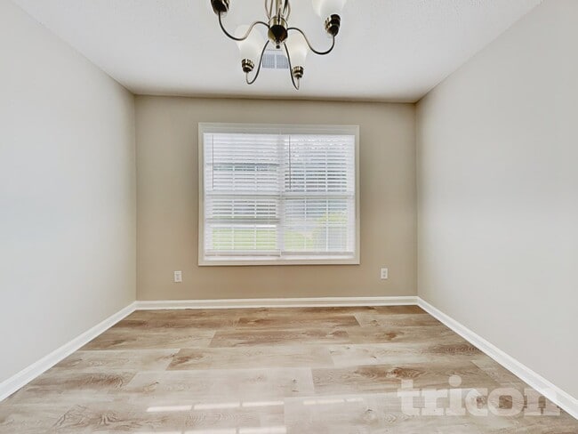 Building Photo - 39 Lofty Pine Ln