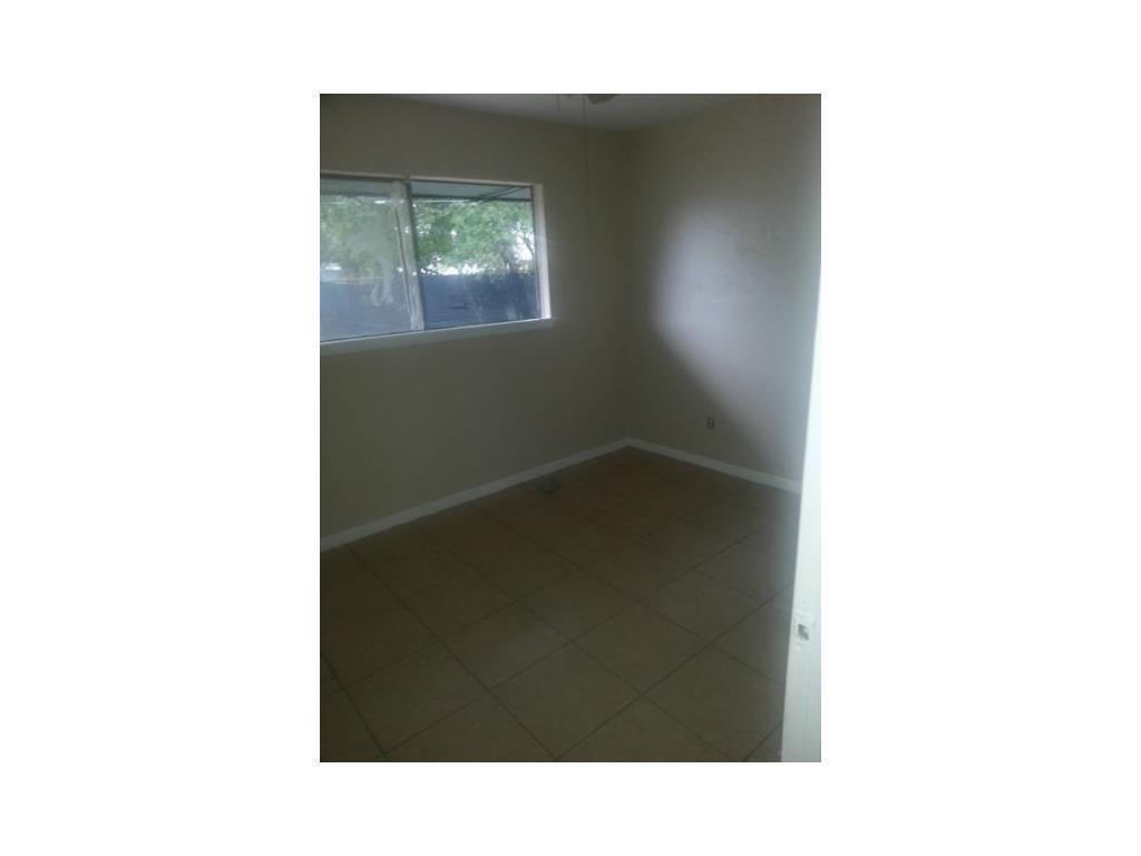 Foto del edificio - 5601 Tanglewood Dr