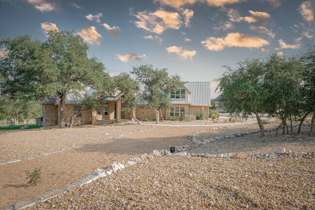 Foto del edificio - 522 Cantera Ridge