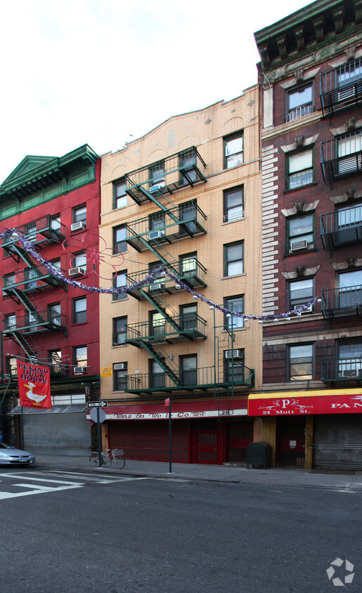 26 Mott Street - 26 Mott St