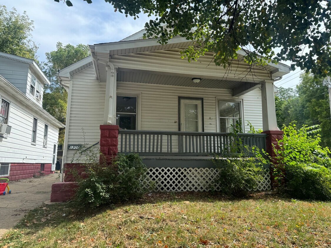 Primary Photo - Missouri House