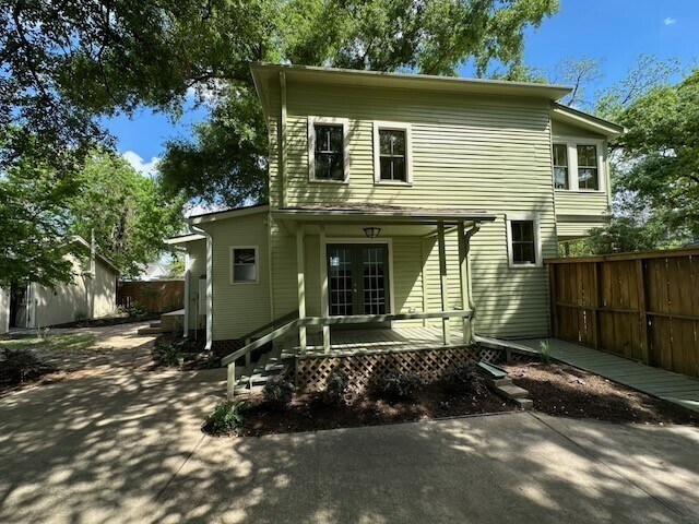 Foto del edificio - 1023 Tulane St