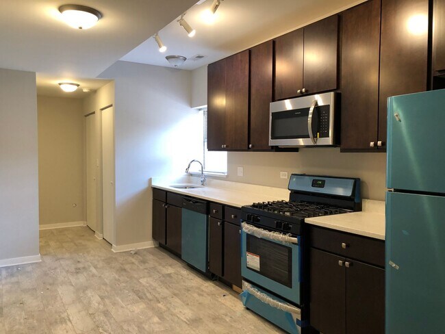 Foto del edificio - 4814 N Monticello Ave