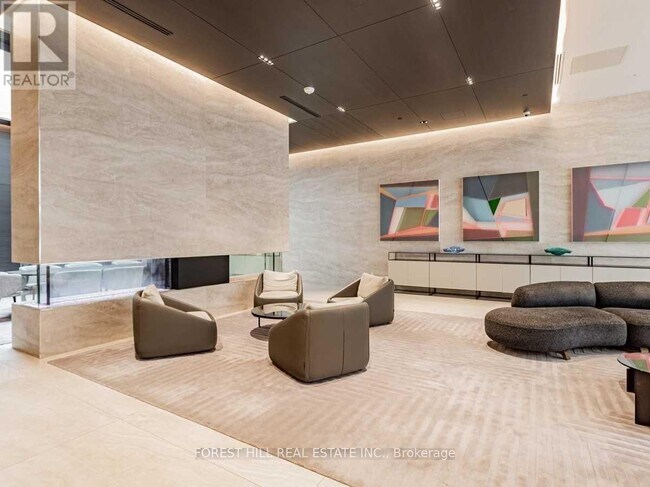 Photo du bâtiment - 2221 Yonge St