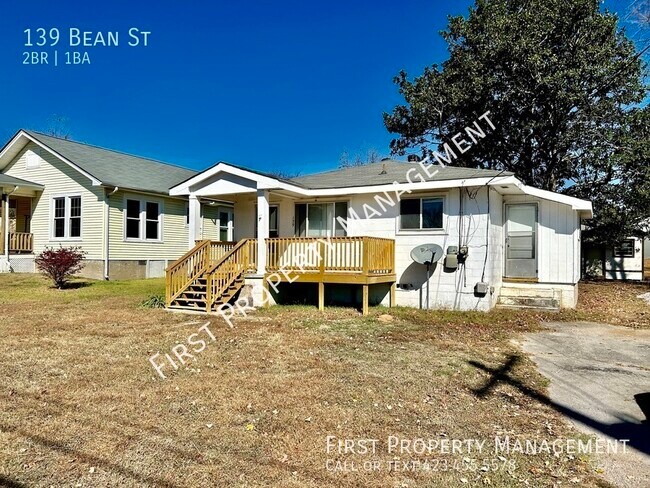 Foto del edificio - 139 Bean Street- 2 bedroom house