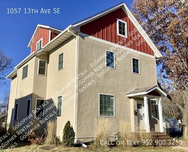 Building Photo - Spacious 5 Bedroom Duplex Close to U of M ...