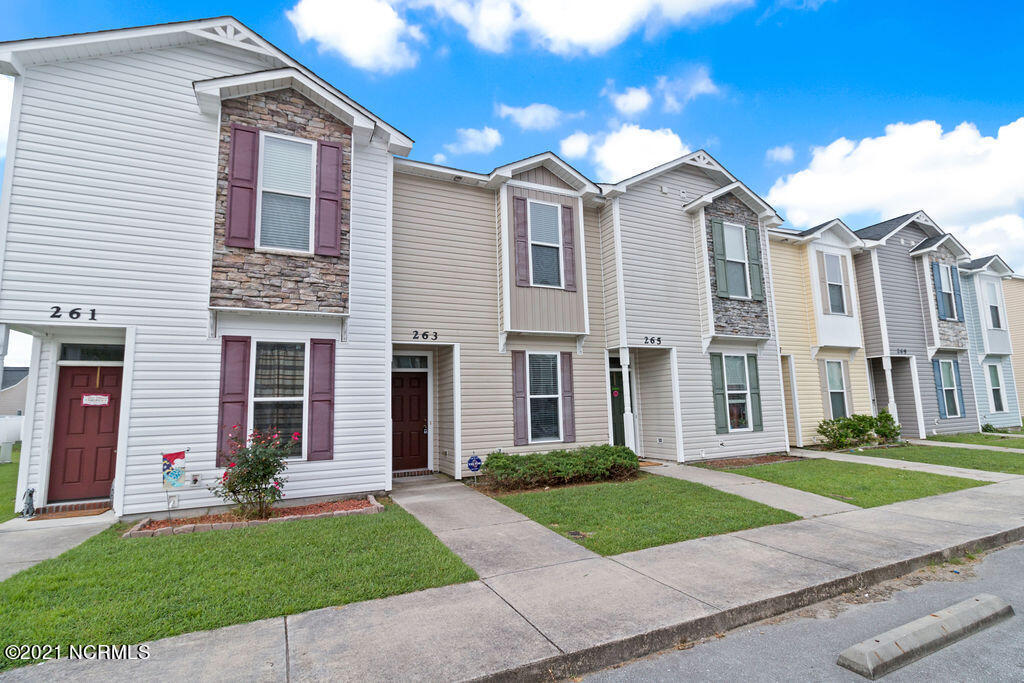 263 Caldwell Loop, Jacksonville, NC 28546 Townhome Rentals in Jacksonville NC