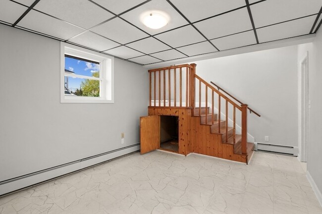 Building Photo - 250 Northern Blvd