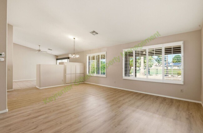 Foto del edificio - Golf Course Living in Sun Lakes  – 55+ Ironwood Community Home on the 18th Fairway!