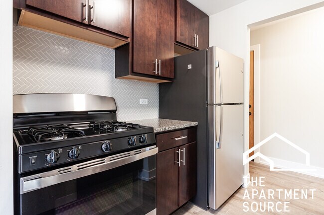 Foto del edificio - 529 W Surf St