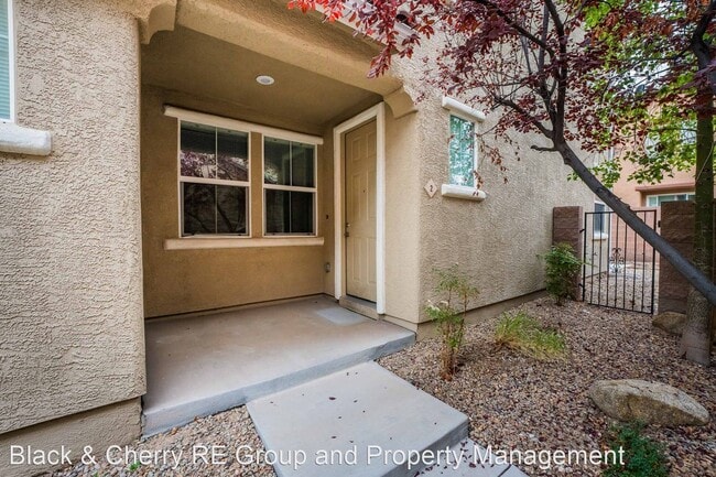 Foto del edificio - 3 br, 3 bath House - 25 RED OAK CANYON ST #2