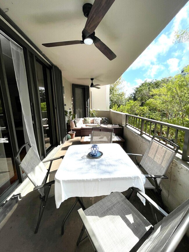 Foto del edificio - 161 Crandon Blvd