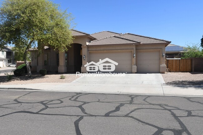Building Photo - 6027 N 133rd Dr