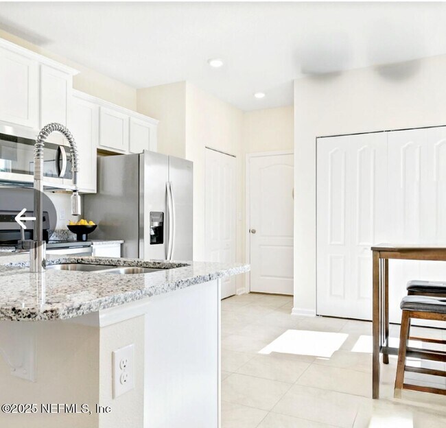 Building Photo - 89 Playa De Luna Ln