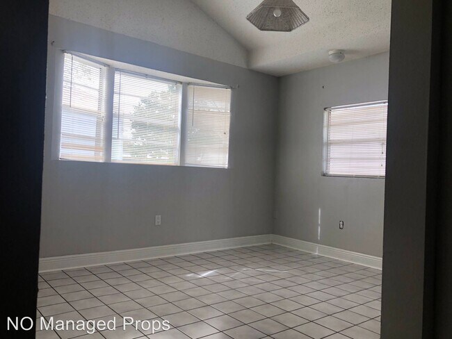 Building Photo - 3 br, 2 bath House - 3208 40th St.