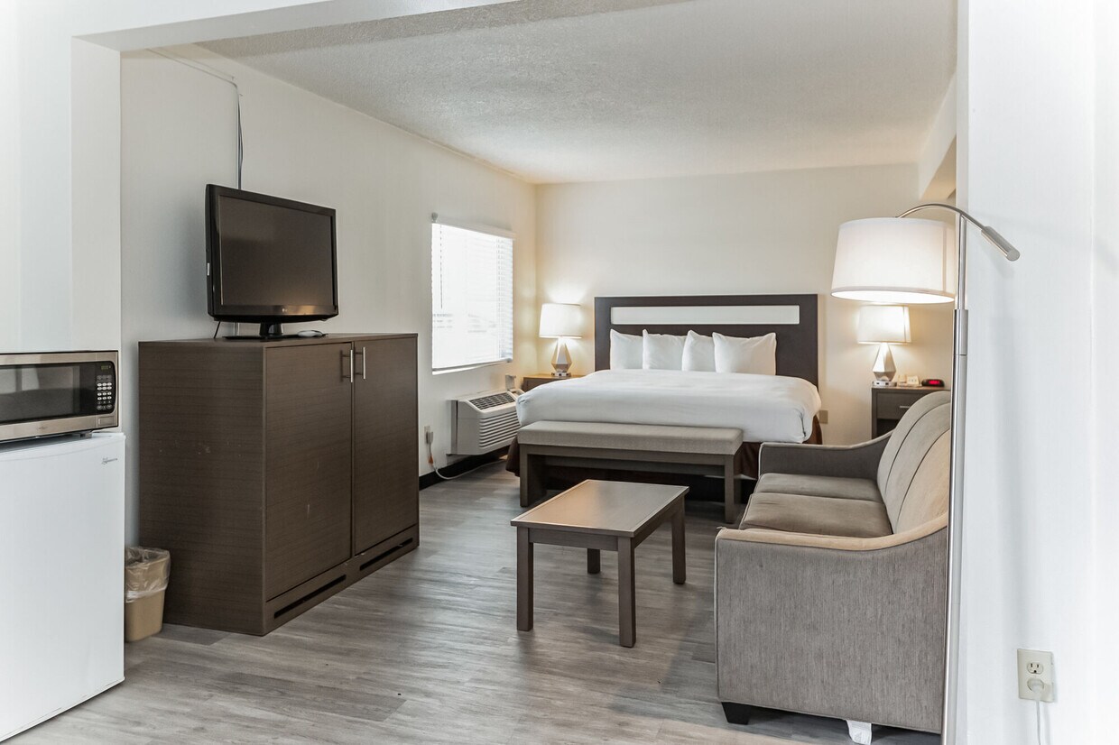 Vivo Flex Torrance Apartments in Torrance, CA Westside Rentals