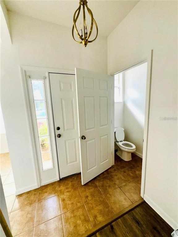 Building Photo - 1106 S Beach Cir